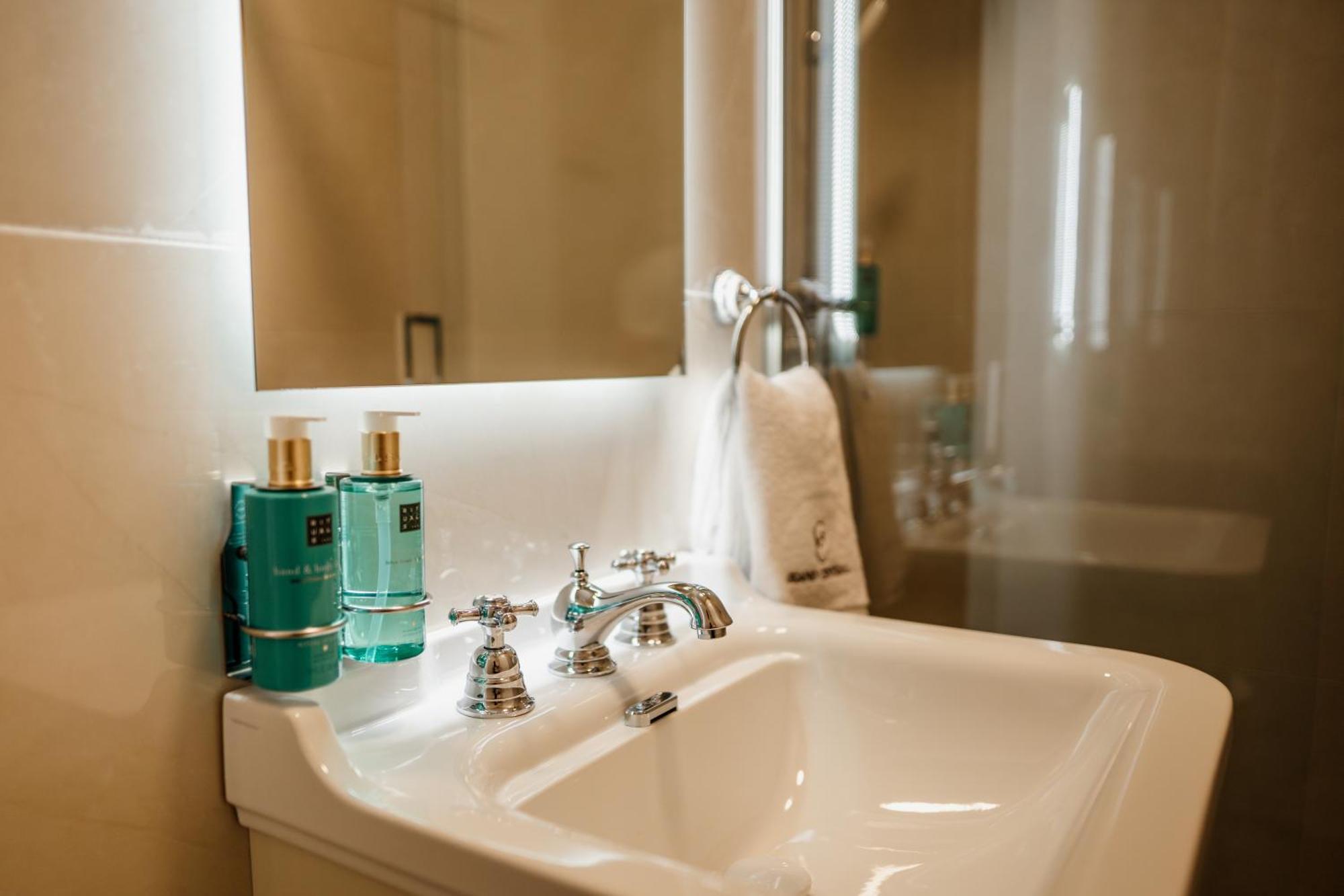 Grand Central Ljutomer Ngoại thất bức ảnh