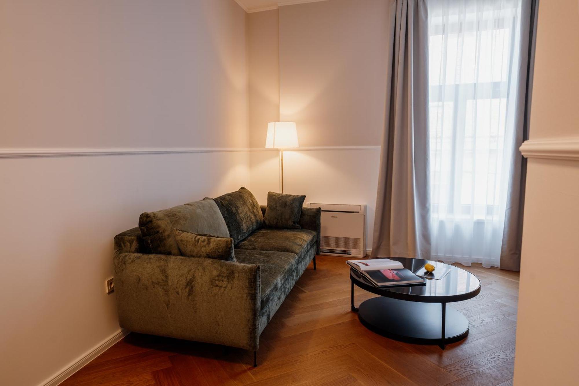 Grand Central Ljutomer Ngoại thất bức ảnh